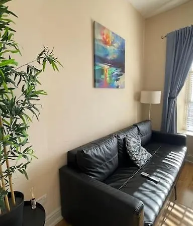 City Gem - Central & Stylish 1 Bed *