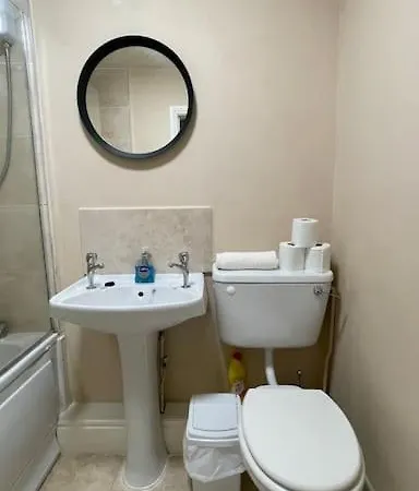 City Gem - Central & Stylish 1 Bed