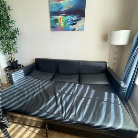 City Gem - Central & Stylish 1 Bed Dublin