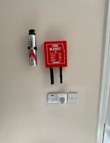 City Gem - Central & Stylish 1 Bed Daire *