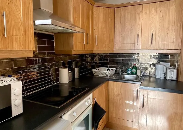 Daire City Gem - Central & Stylish 1 Bed *