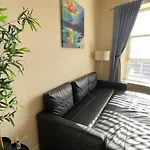 Daire City Gem - Central & Stylish 1 Bed *